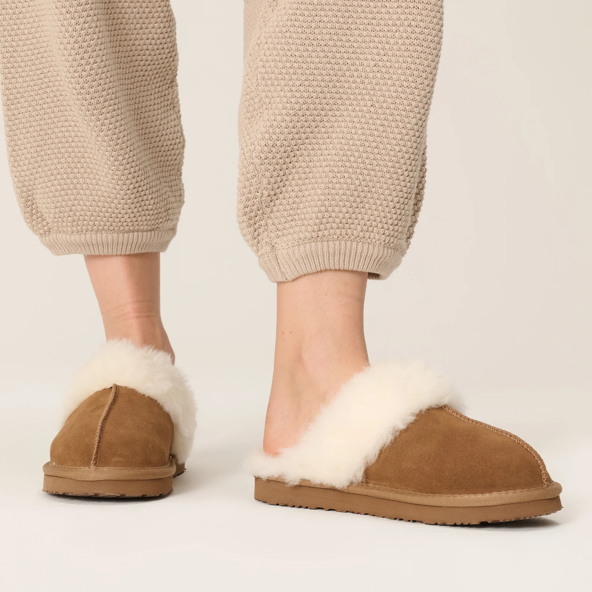 Project Cloud Women's | Shearling & Fuzzy Slippers for Women | Clogs & Mules | Memory Foam | Non-Slip - Henka - Image 6