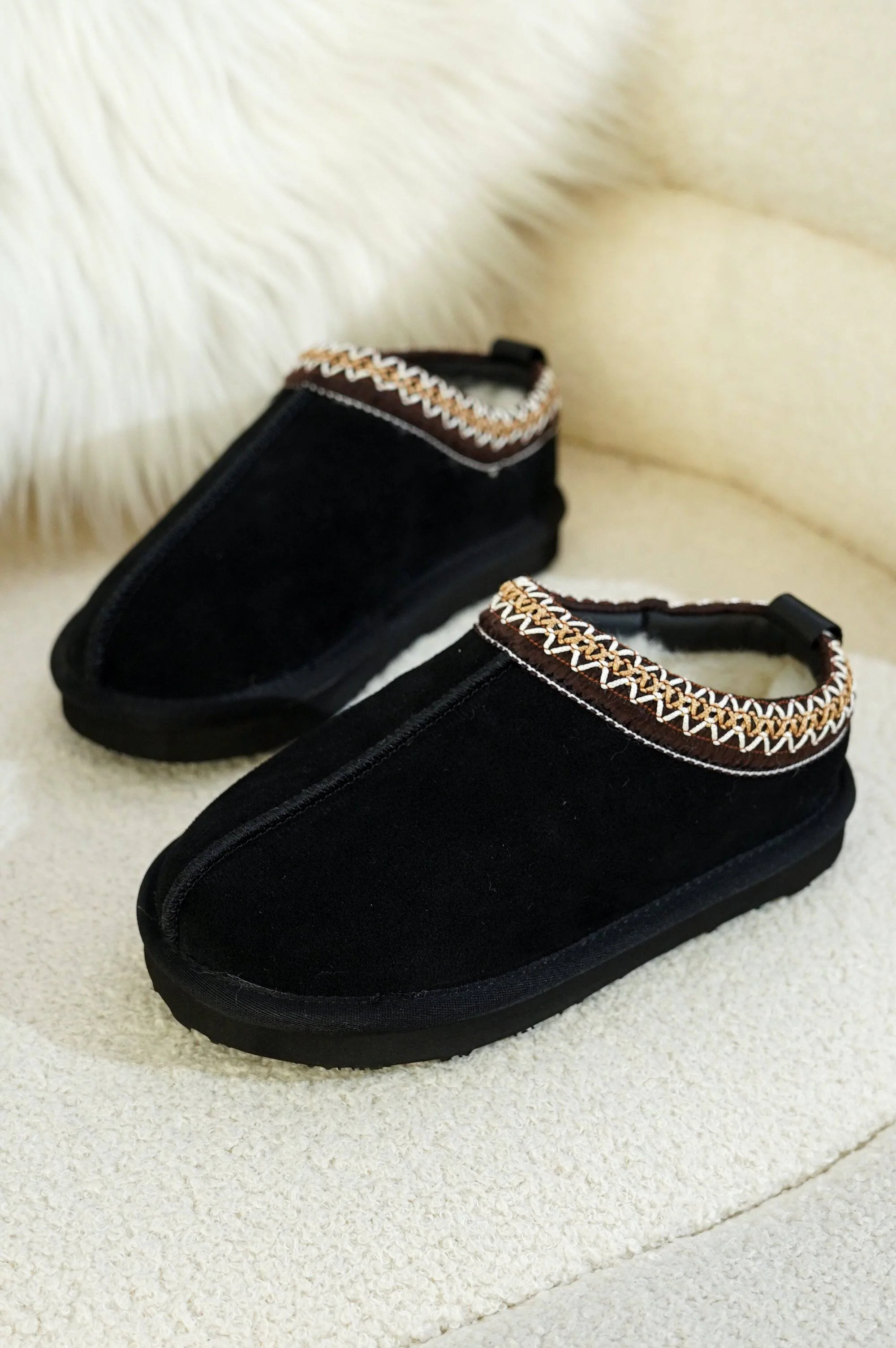 Project Cloud Kids | Australian Shearling Kids Slippers | ProjectPlush | Lightweight | Non-Slip - Dreamwarm - Image 17