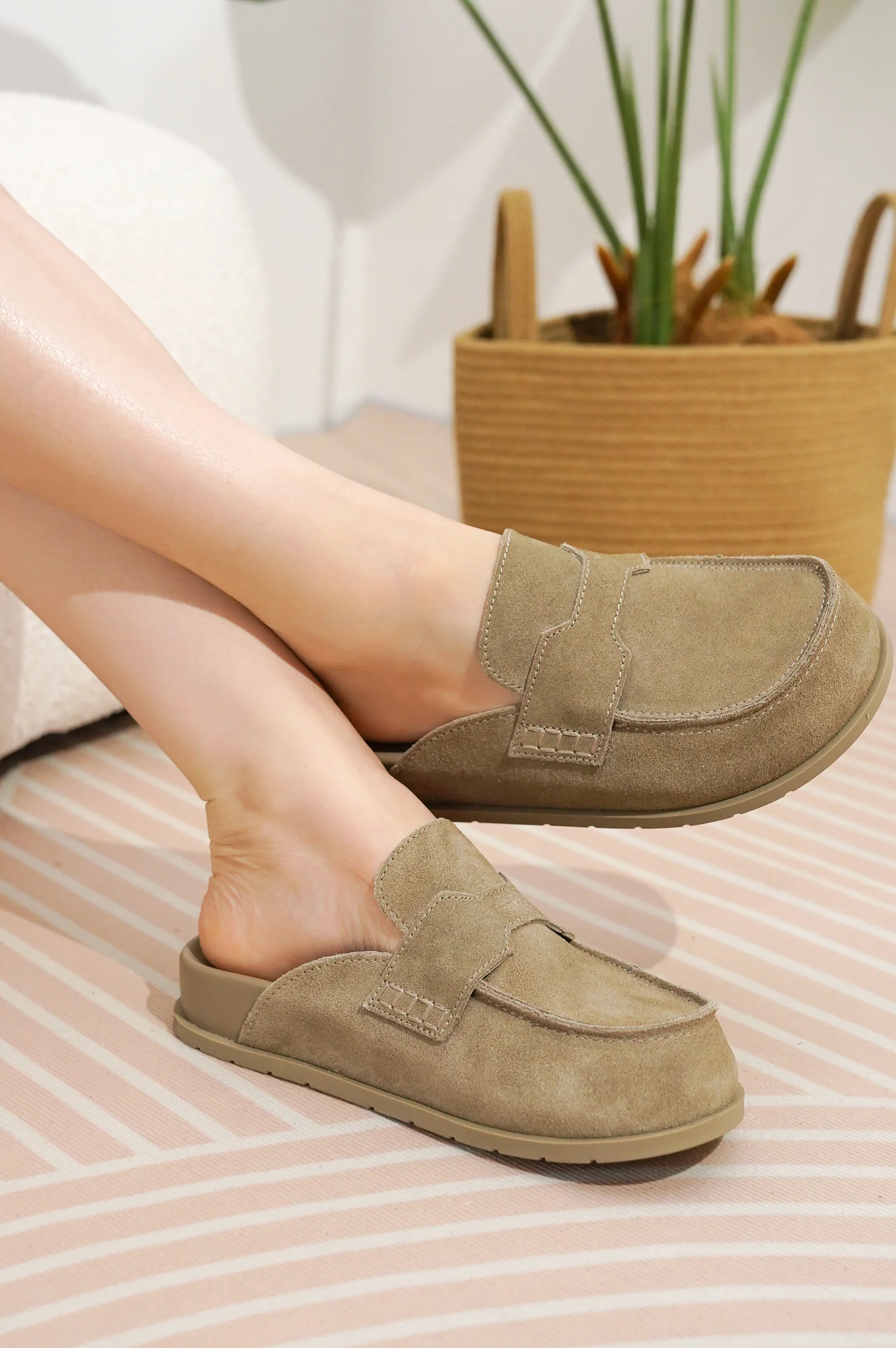 Project Cloud Women's | Genuine Suede Clogs | Plush and Soft Insole | Arch Support | Lightweight | Non-Slip - Foamy - Image 12